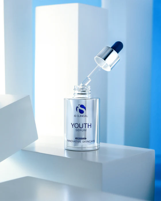 iS Clinical - Youth Serum